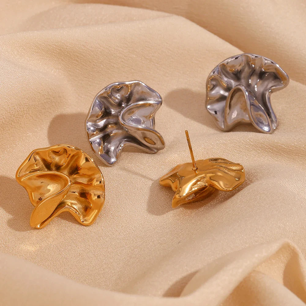 Brincos Plissados Elegantes