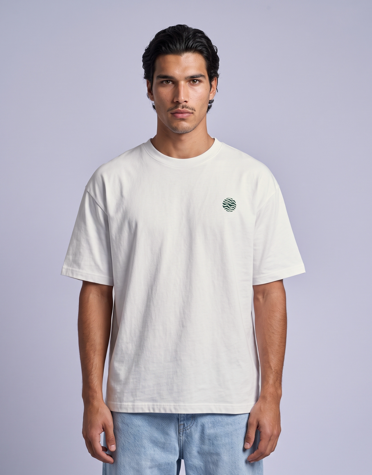 Camiseta oversized MALTA® Neymar or Me off-white vestida, vista de frente