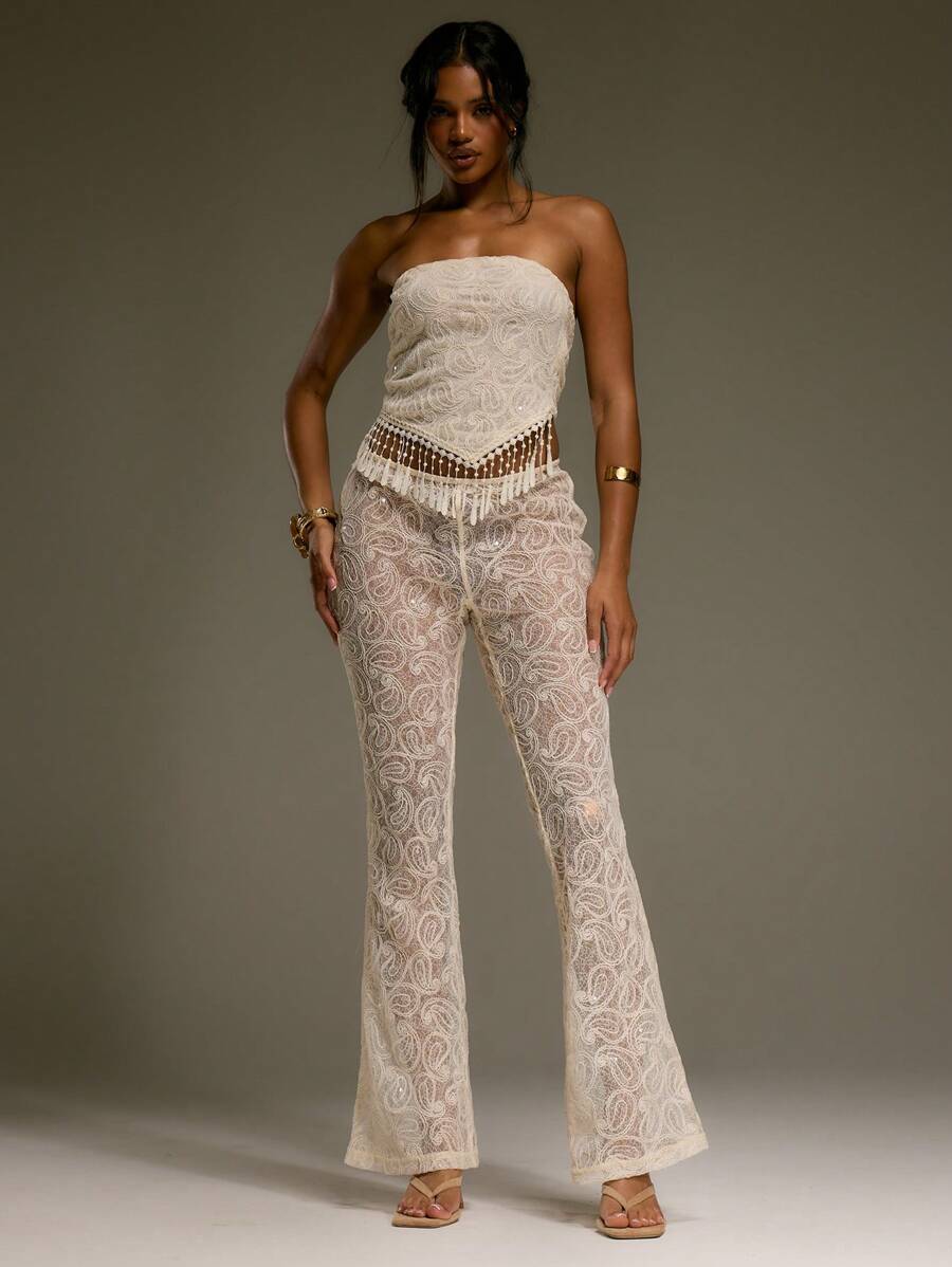 top cropped bandeau de renda com franjas bege