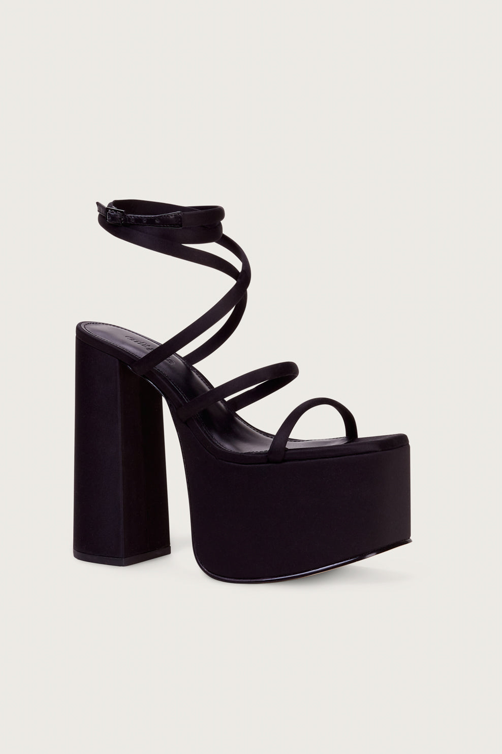 HYTE PLATFORM - BLACK