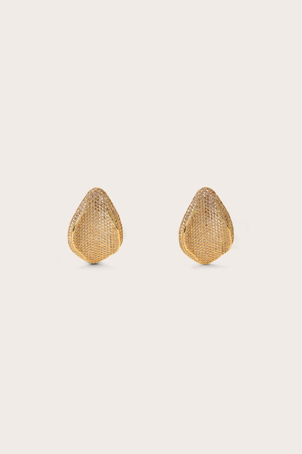 ERIN EARRING - SAND DOLLAR