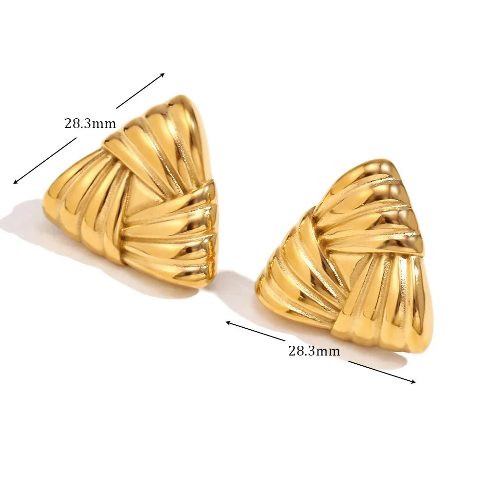 Brincos Triangulares Elegantes