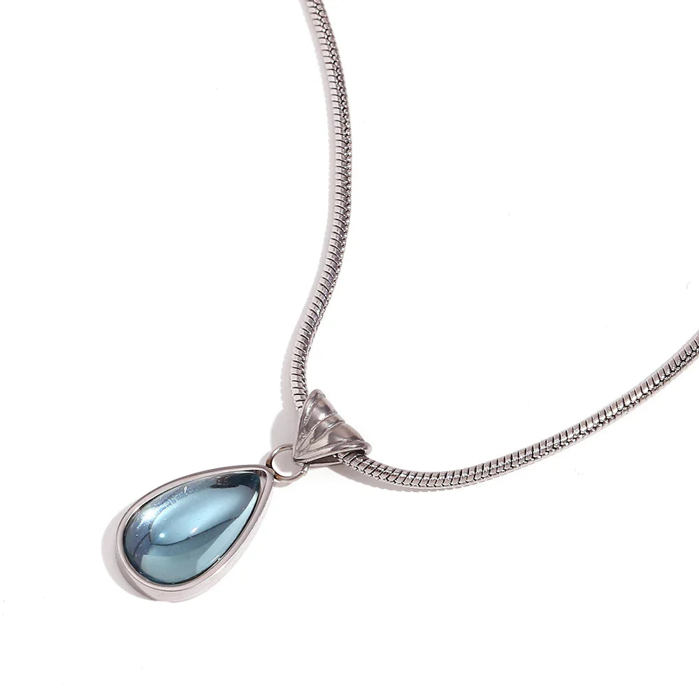 Colar Elegance Gota-D'água