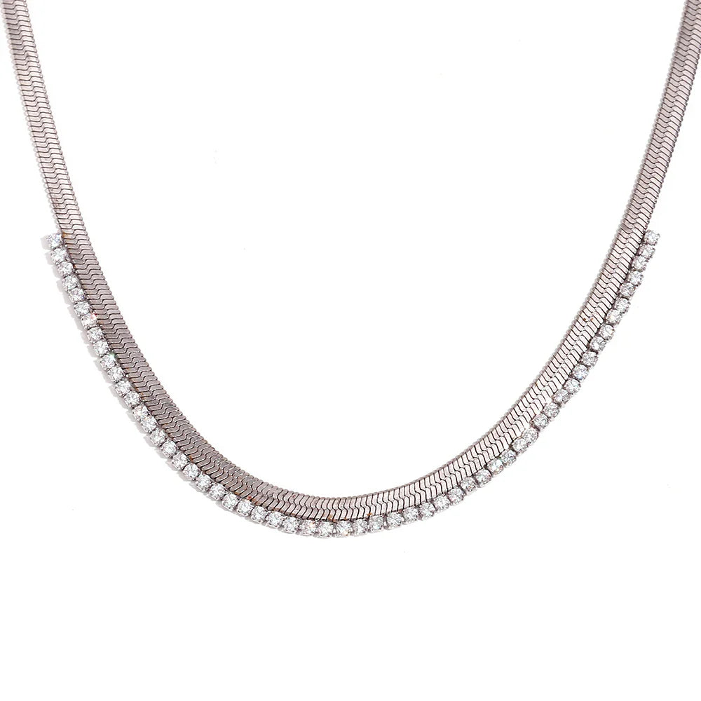 Gargantilha Elegante Zircônia