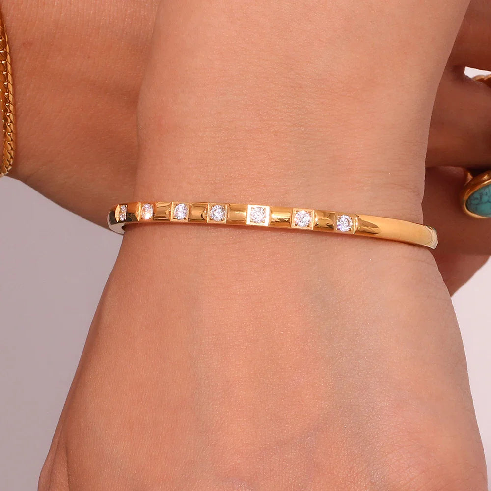 Pulseira Elegante Ouro