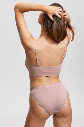 Ribbed Scoop Neck Seamless Bralette