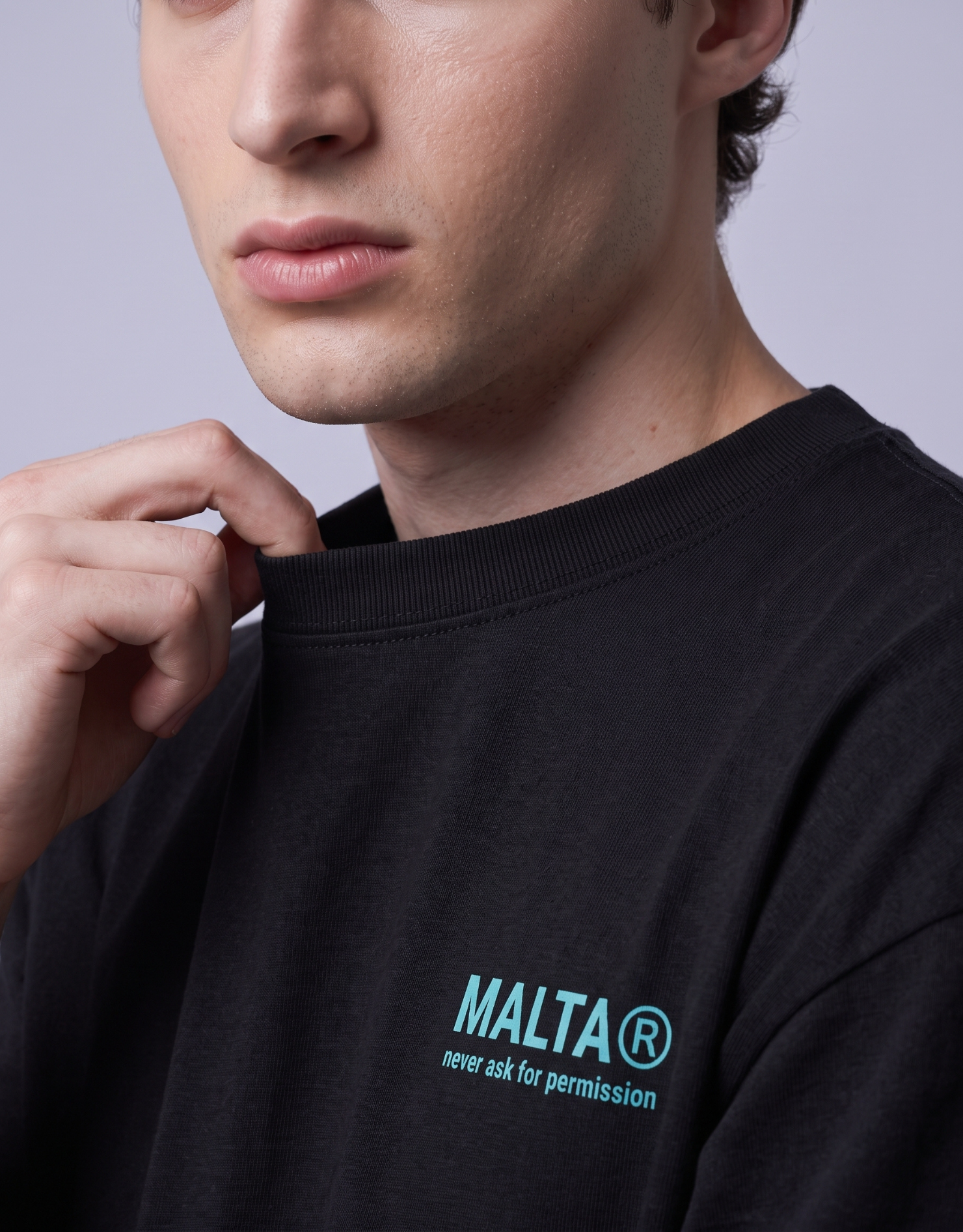 Detalhe da estampa da camiseta MALTA® Azul Therapy