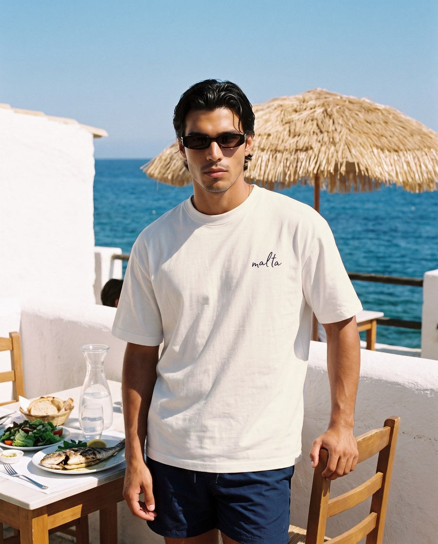 Camiseta oversized MALTA® kiss brazilian às 12h: volta da praia