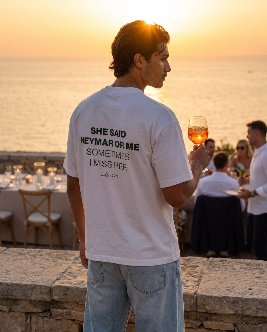 Camiseta oversized MALTA® neymar or me às 19h: aperitivo ao pôr do sol