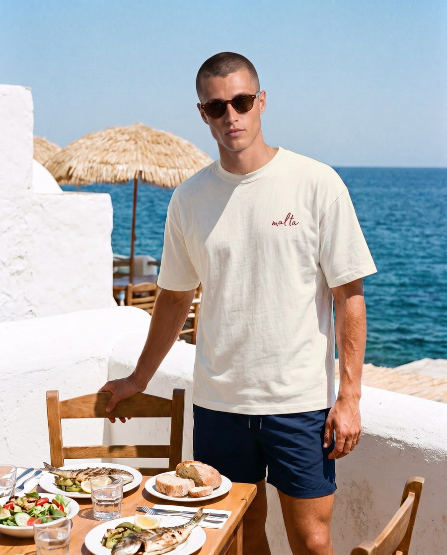 Camiseta oversized MALTA® no daddies money às 12h: volta da praia